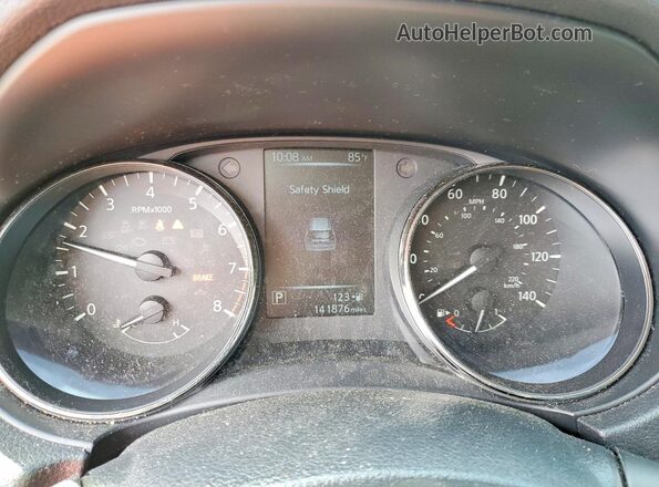 KNMAT2MT7HP611030 2017 NISSAN ROGUE Silver Instrument cluster view