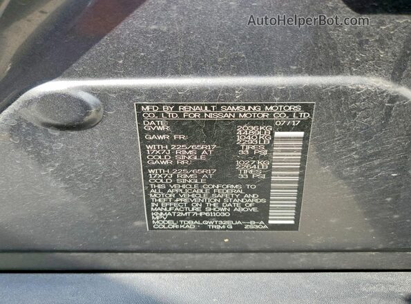 KNMAT2MT7HP611030 2017 NISSAN ROGUE Silver VIN sticker view