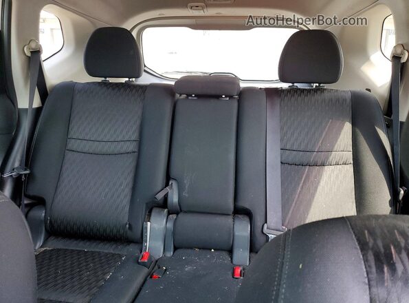 KNMAT2MT7HP611030 2017 NISSAN ROGUE Silver Rear seats view