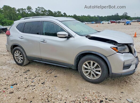 KNMAT2MT7JP510284 2018 NISSAN ROGUE Silver Front right