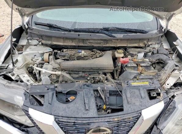 KNMAT2MT7JP510284 2018 NISSAN ROGUE Silver Engine compartment view