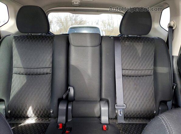 KNMAT2MT7KP530830 2019 NISSAN ROGUE Серебряный Вид задних сидений
