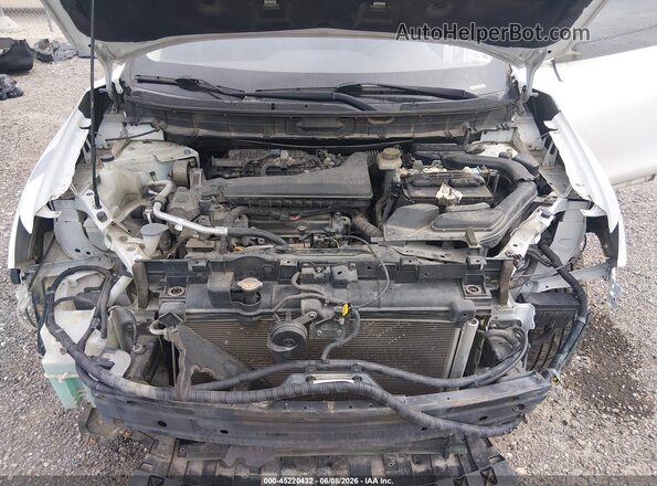 KNMAT2MT8HP516203 2017 NISSAN ROGUE White 