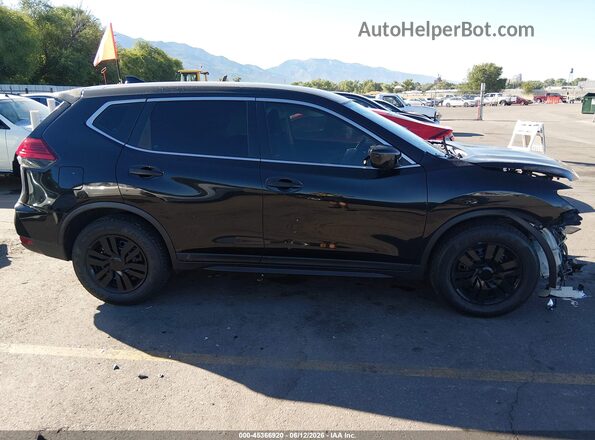 KNMAT2MT8HP581360 2017 NISSAN ROGUE Black 360 interior view