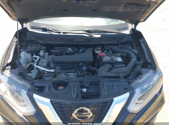 KNMAT2MT8HP583612 2017 NISSAN ROGUE Black Rear view