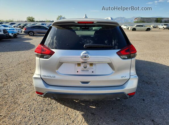 KNMAT2MT8HP586042 2017 NISSAN ROGUE Silver Vista trasera
