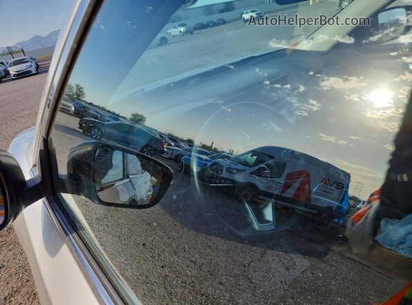 KNMAT2MT8HP586042 2017 NISSAN ROGUE Silver Vista del salpicadero