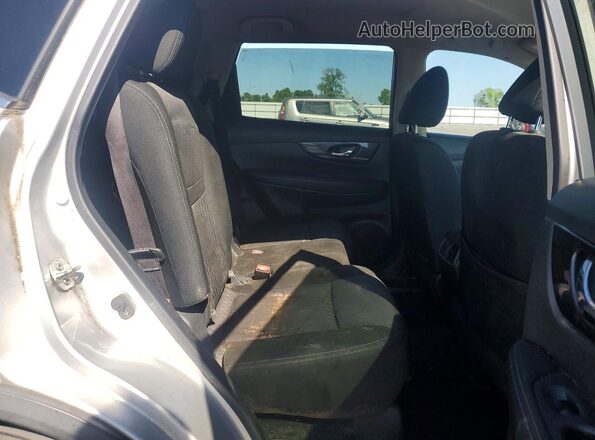 KNMAT2MT8JP524212 2018 NISSAN ROGUE Silver 