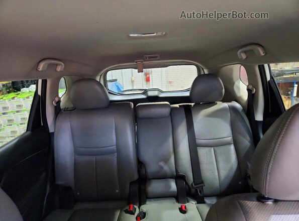 KNMAT2MT8JP534190 2018 NISSAN ROGUE White 