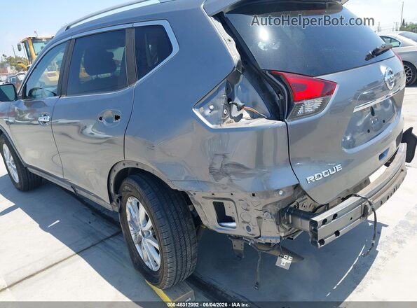 KNMAT2MT8JP588721 2018 NISSAN ROGUE Серый 