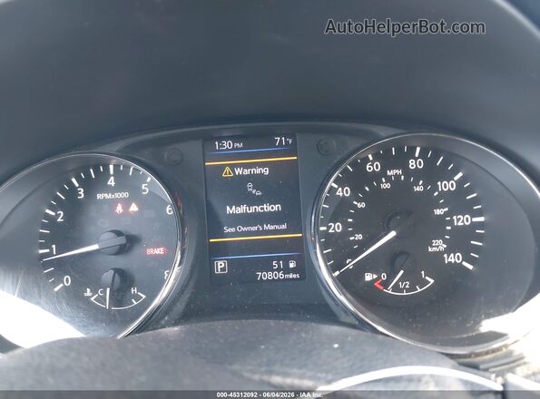 KNMAT2MT8JP588721 2018 NISSAN ROGUE Серый 