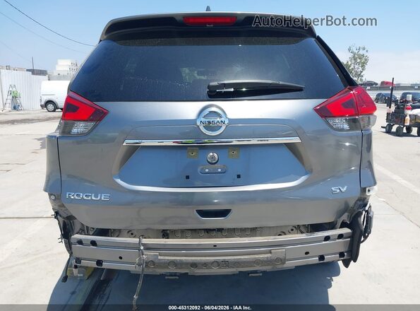 KNMAT2MT8JP588721 2018 NISSAN ROGUE Серый 