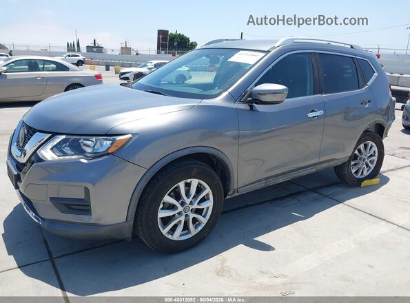 KNMAT2MT8JP588721 2018 NISSAN ROGUE Серый 