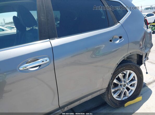 KNMAT2MT8JP588721 2018 NISSAN ROGUE Серый 