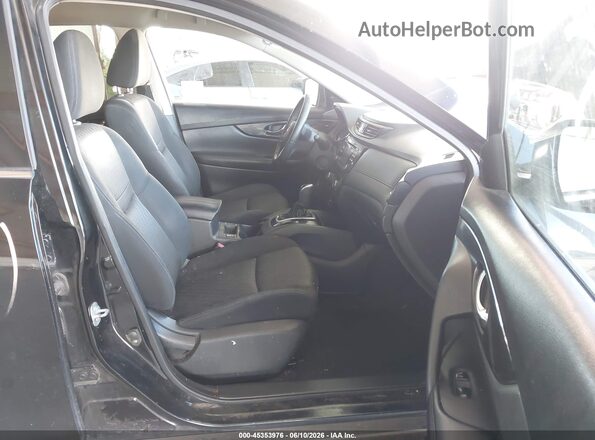 KNMAT2MT9HP512371 2017 NISSAN ROGUE Black Front interior view