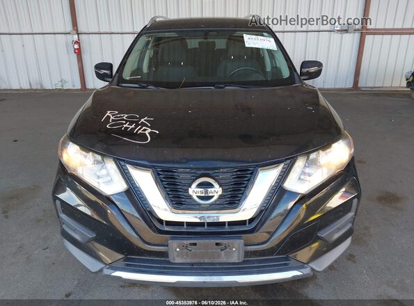 KNMAT2MT9HP512371 2017 NISSAN ROGUE Black Rear interior view