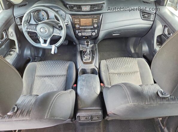 KNMAT2MT9HP551171 2017 NISSAN ROGUE Black 