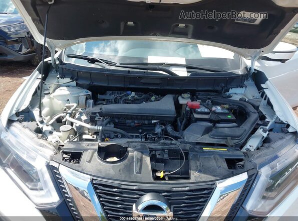 KNMAT2MT9HP560436 2017 NISSAN ROGUE Белый Вид сзади