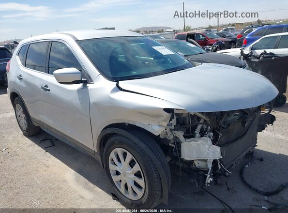 KNMAT2MT9JP558241 2018 NISSAN ROGUE Silver Widok wnętrza z tyłu