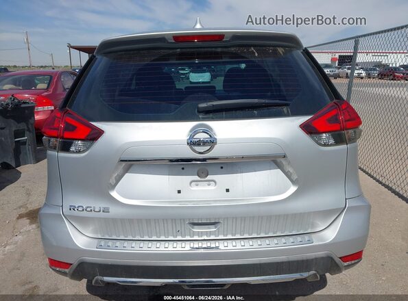 KNMAT2MT9JP558241 2018 NISSAN ROGUE Silver 