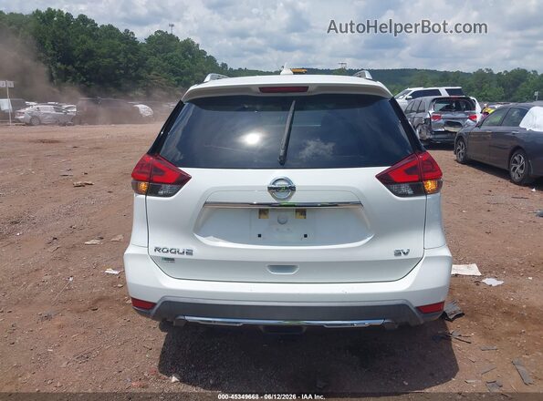 KNMAT2MT9JP570065 2018 NISSAN ROGUE White 