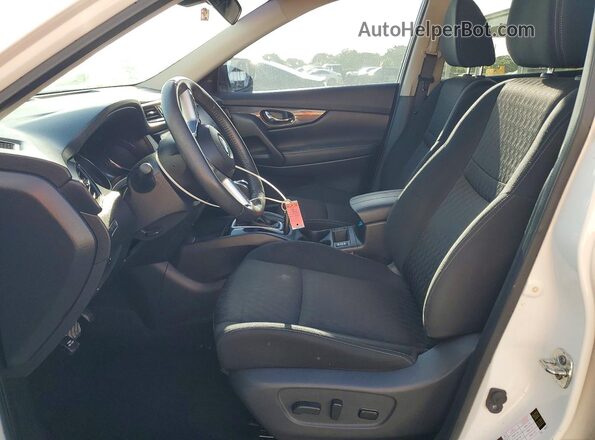 KNMAT2MT9KP535060 2019 NISSAN ROGUE White Front interior view