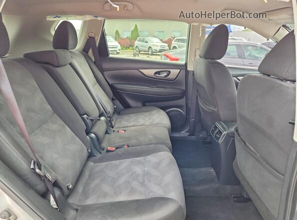 KNMAT2MTXGP736490 2016 NISSAN ROGUE Silver Vista interior trasera