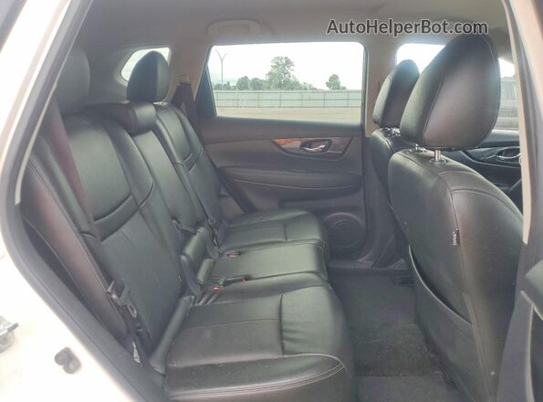 KNMAT2MTXHP521614 2017 NISSAN ROGUE White უკანა სავარძლების ხედი