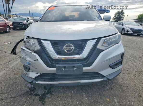 KNMAT2MTXJP500302 2018 NISSAN ROGUE Серебряный 