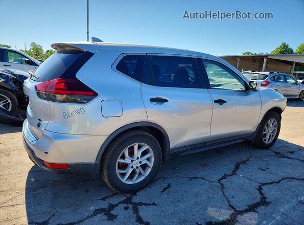 KNMAT2MTXJP602554 2018 NISSAN ROGUE Silver Trasero derecho