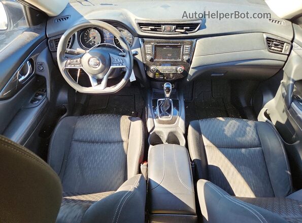 KNMAT2MTXJP602554 2018 NISSAN ROGUE Silver Vista del salpicadero