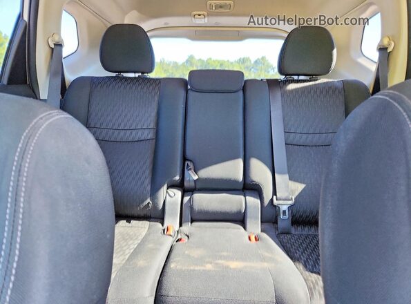 KNMAT2MTXJP602554 2018 NISSAN ROGUE Silver Vista de los asientos traseros