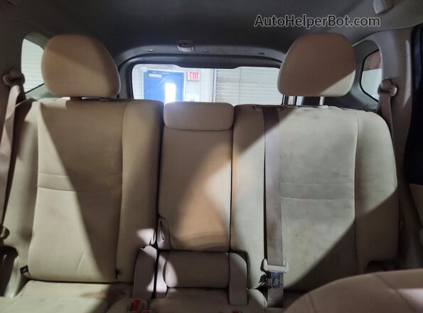 KNMAT2MV0GP703337 2016 NISSAN ROGUE Red Հետևի նստատեղերի տեսք