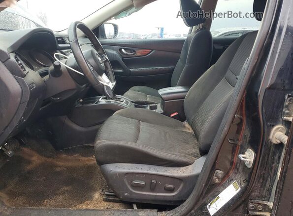 KNMAT2MV0HP544224 2017 NISSAN ROGUE Black Вид салону спереду