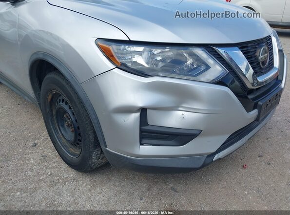 KNMAT2MV0JP520236 2018 NISSAN ROGUE Gray Widok z przodu