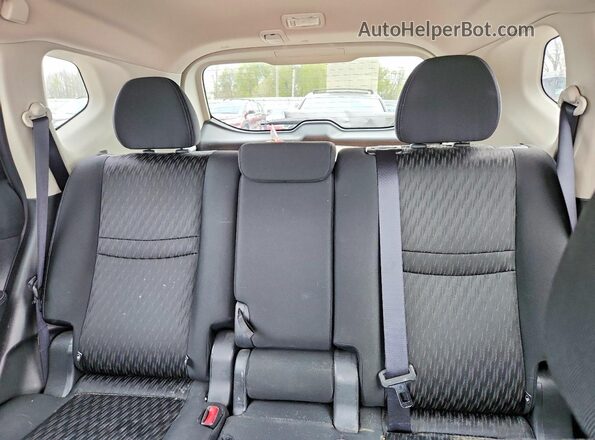 KNMAT2MV0JP583045 2018 NISSAN ROGUE Black Widok tylnych siedzeń