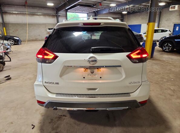 KNMAT2MV1HP522085 2017 NISSAN ROGUE White 