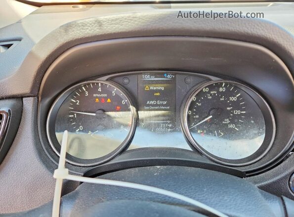 KNMAT2MV1HP609999 2017 NISSAN ROGUE Silver Սարքավորումների վահանակի տեսք