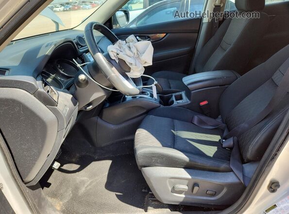 KNMAT2MV1HP609999 2017 NISSAN ROGUE Silver Սալոնի դիմացի տեսք