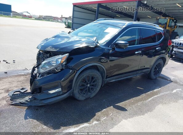 KNMAT2MV1JP588903 2018 NISSAN ROGUE Black Front left