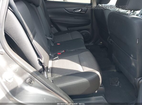 KNMAT2MV1JP617932 2018 NISSAN ROGUE Gray Vista de la etiqueta del VIN