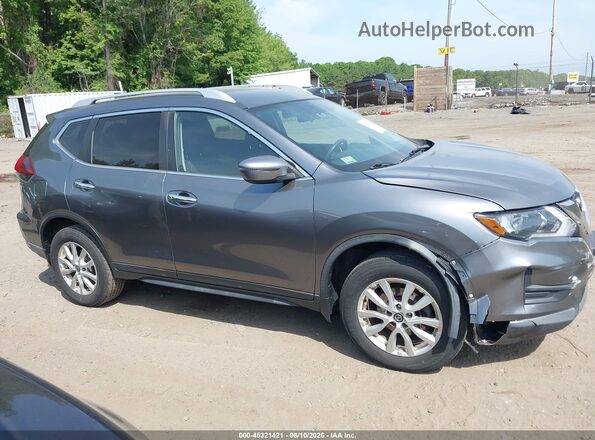 KNMAT2MV1JP617932 2018 NISSAN ROGUE Gray Vista interior trasera