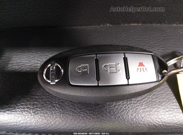 KNMAT2MV2GP626308 2016 NISSAN ROGUE White Dashboard view