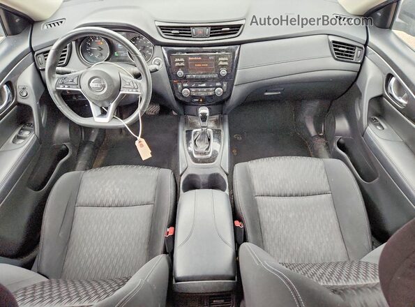 KNMAT2MV2HP570744 2017 NISSAN ROGUE Blue Dashboard view