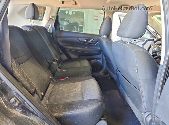 KNMAT2MV2HP589200 2017 NISSAN ROGUE Black 