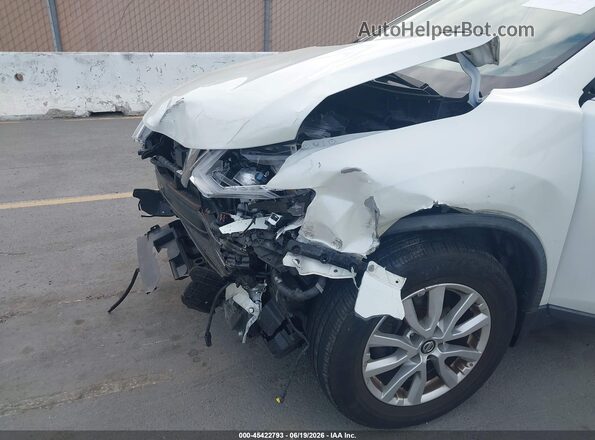 KNMAT2MV2HP592873 2017 NISSAN ROGUE White Rear interior view