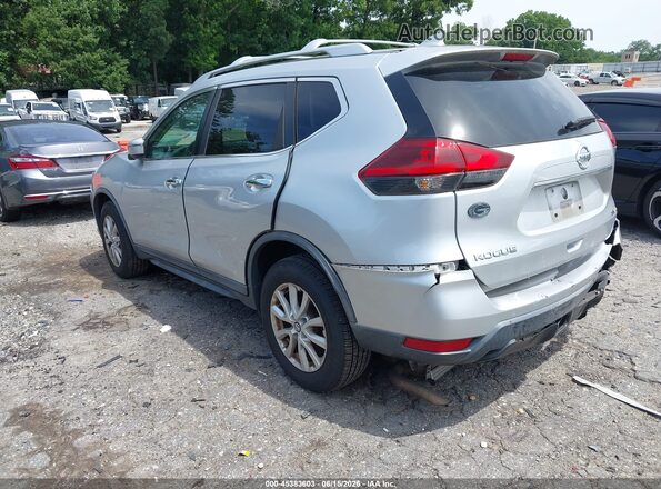 KNMAT2MV2JP529147 2018 NISSAN ROGUE Серебряный Задняя левая четверть