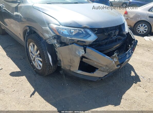KNMAT2MV2JP611525 2018 NISSAN ROGUE Gray 
