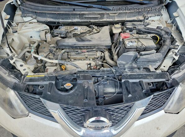 KNMAT2MV3GP675226 2016 NISSAN ROGUE White Rear interior view