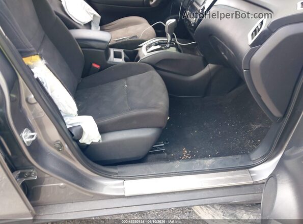 KNMAT2MV3GP710850 2016 NISSAN ROGUE Gray Widok wnętrza z przodu